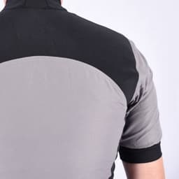 Intrudair CF Short Suit 4